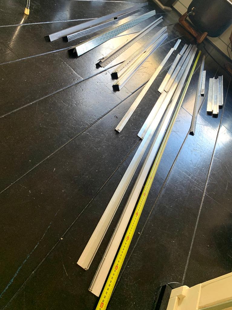 Keralit aluminium profielen e.d., Doe-het-zelf en Verbouw, Metalen, Ophalen, Zo goed als nieuw, Aluminium