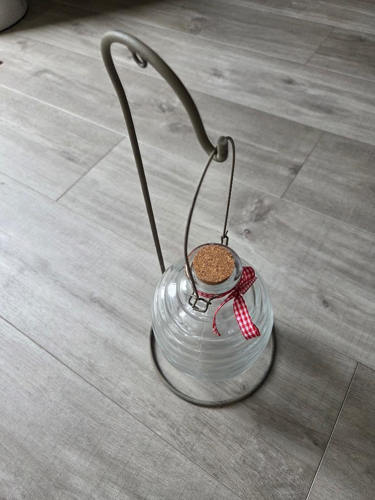 Wespenvanger, Ophalen, Zo goed als nieuw
