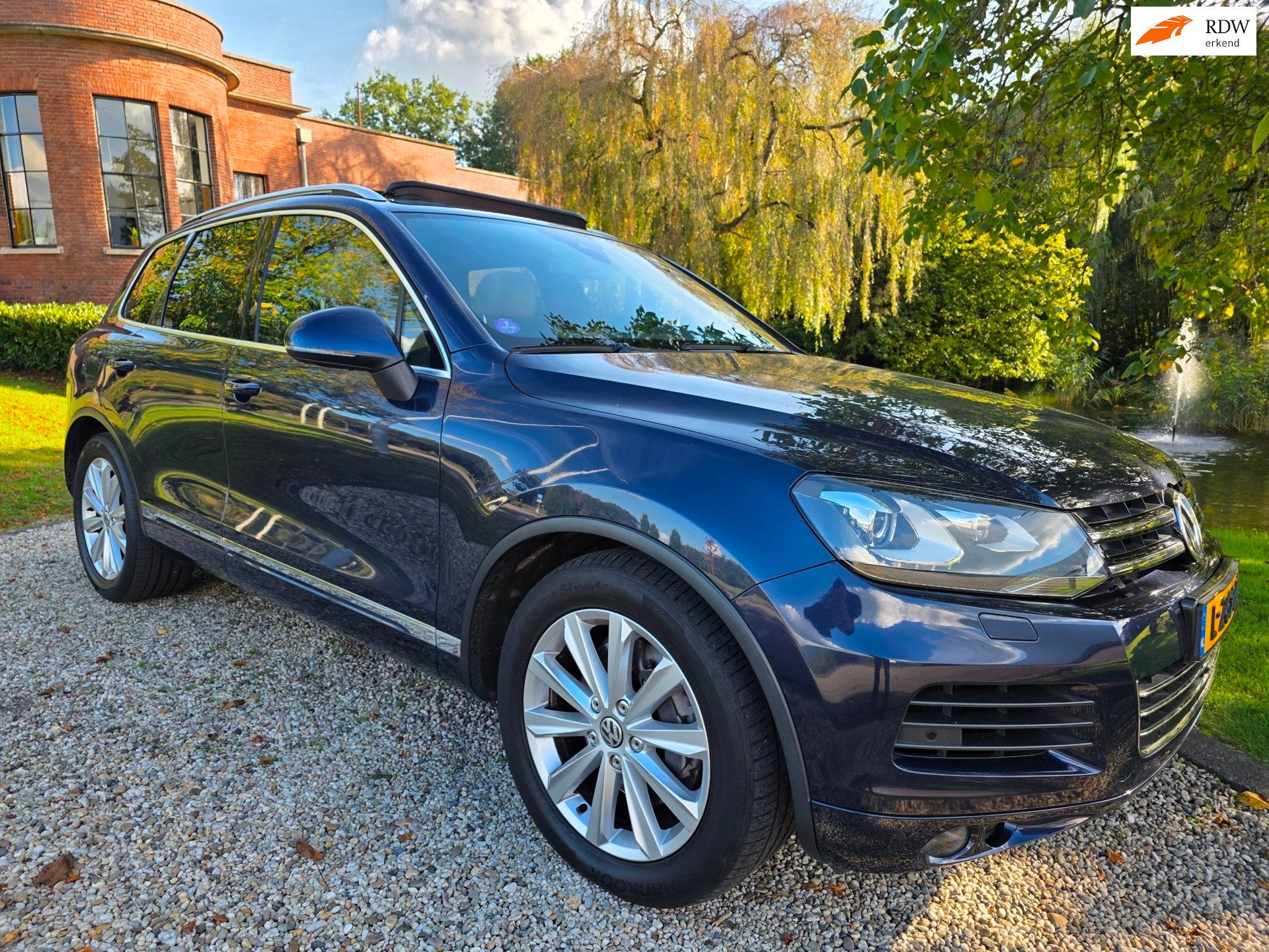 Volkswagen Touareg 3.0 TSI Hybrid Highline PANORAMA/trekhaak, Auto's, Automaat, Euro 5, Gebruikt, 2995 cc