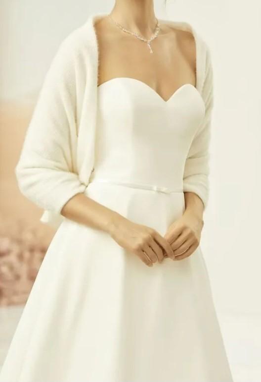 Omslagdoek/ Sjaal Bianco Evento E-318
Ivoor, Ophalen of Verzenden, Nieuw, Accessoires