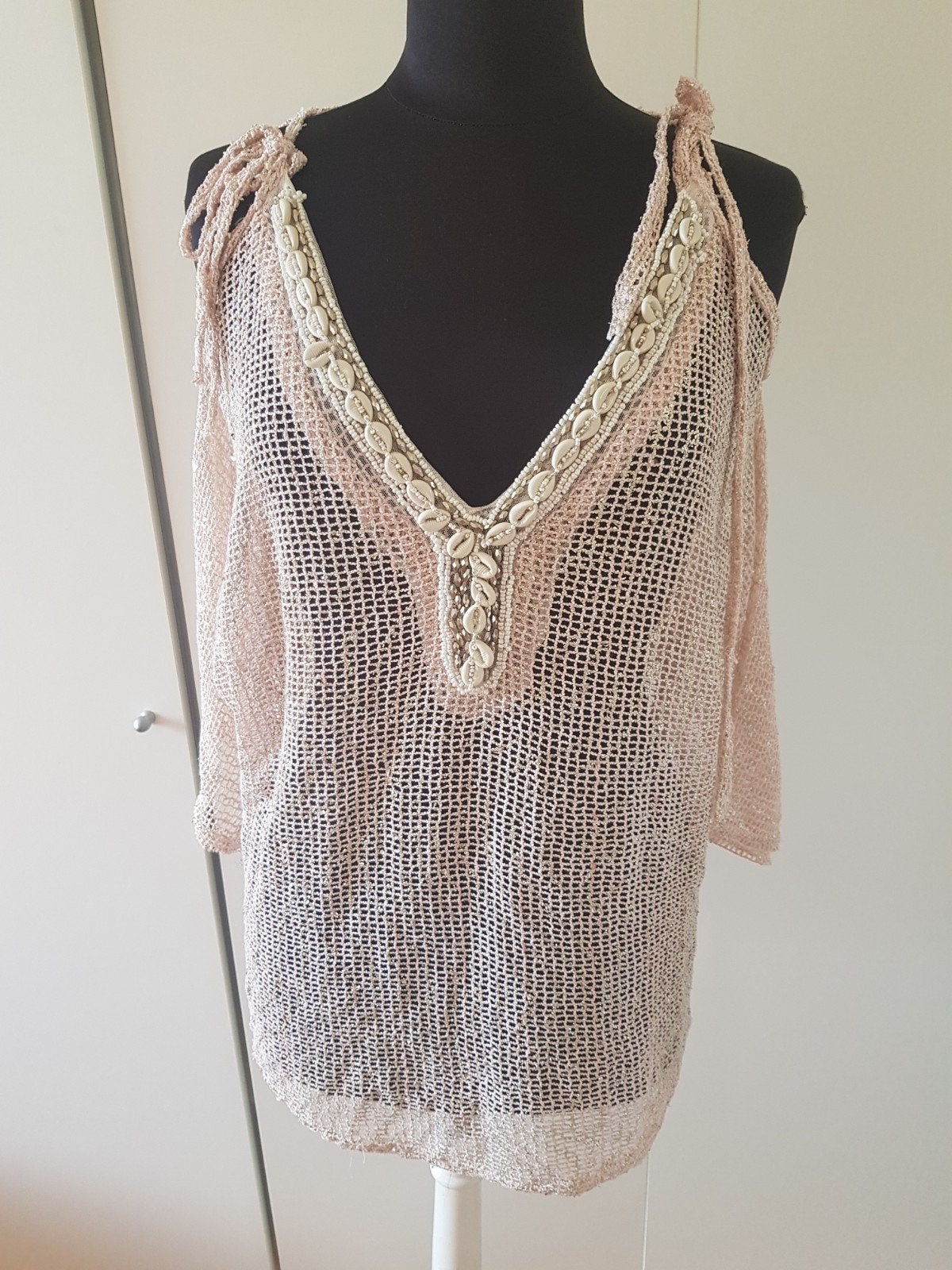 Prachtige TRois KA Boho Ibiza top met schelpen - maat L, TRois KA, Maat 42/44 (L), Ophalen of Verzenden, Zo goed als nieuw
