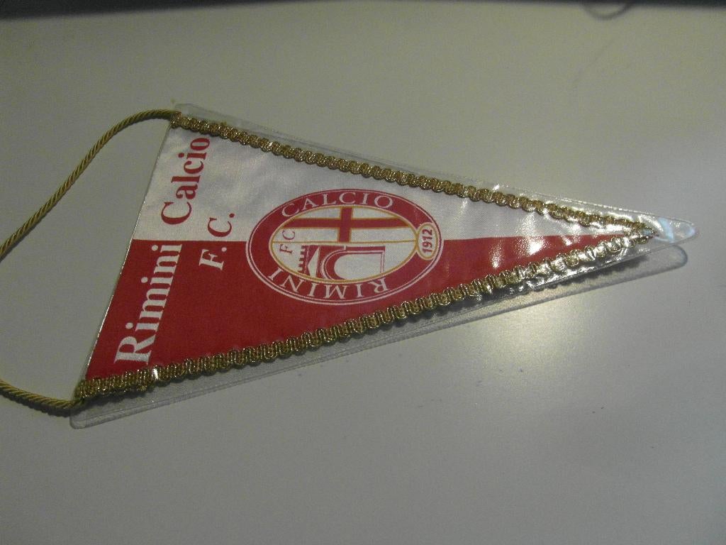 voetbal vaan Rimini fc calcio Italia, Ophalen of Verzenden, Zo goed als nieuw, Buitenlandse clubs, Vaantje of Sjaal