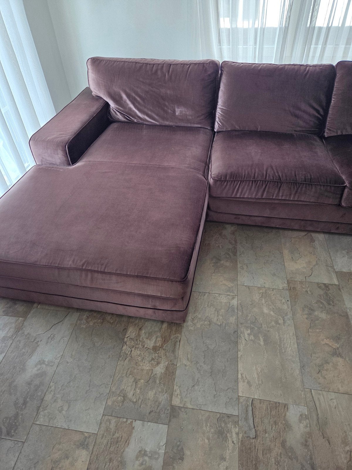 Foto 4 van u bank let op 2 verschillende eetkamer sets
