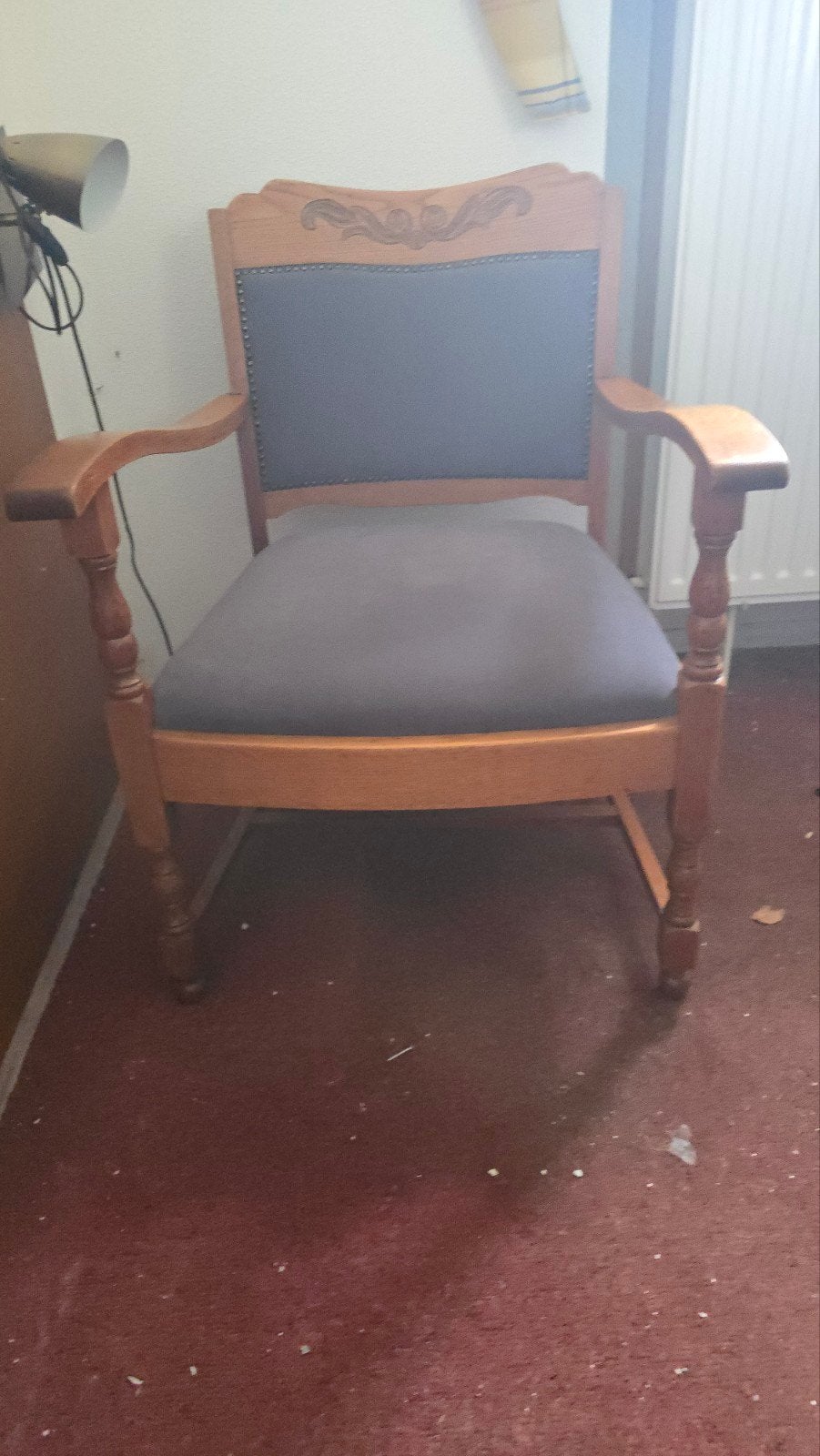 Vintage houten stoel met gestoffeerde zitting, Ophalen of Verzenden