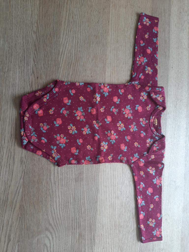 Baby romper meisje, bloemetjes, niet gedragen., Nacht- of Onderkleding, Meisje, Nieuw, Ophalen of Verzenden