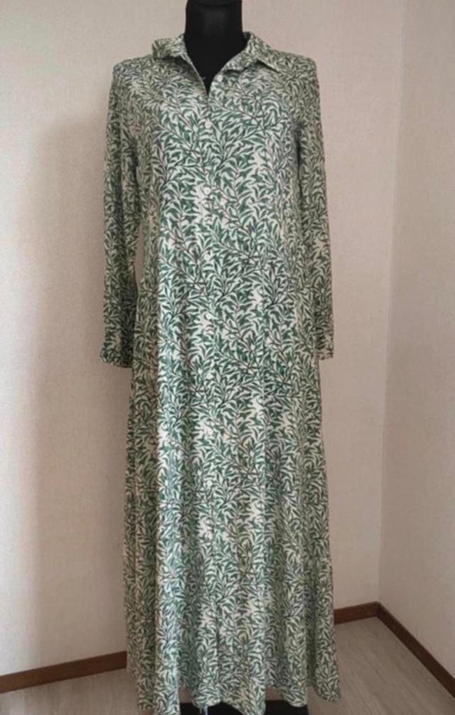 Vintage jurk met bladerprint - Maat 40, Kleding | Dames, Jurken, Maat 38/40 (M), Ophalen of Verzenden, Zo goed als nieuw, Onder de knie