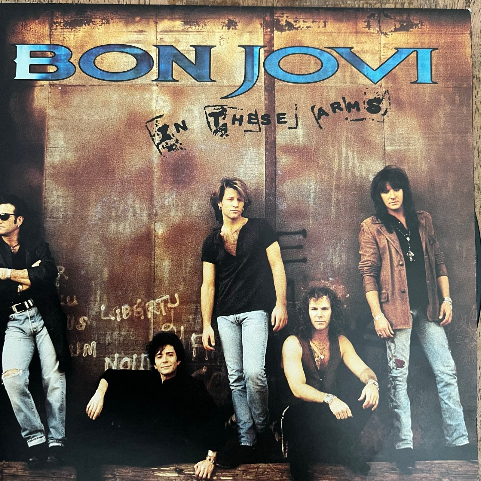 Bon Jovi - In These Arms (zeldzaam op 7”), Ophalen of Verzenden, Gebruikt, Rock en Metal