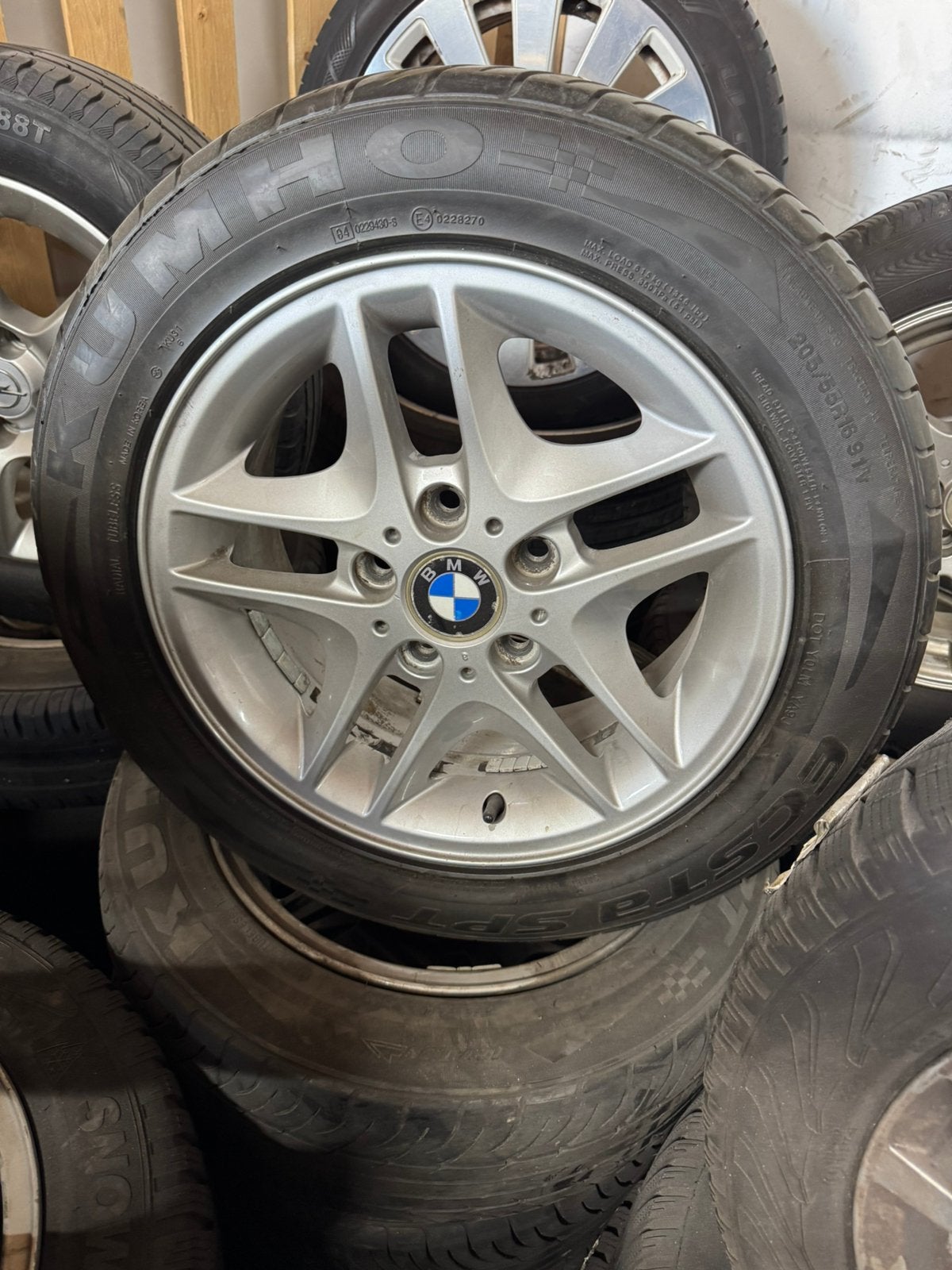 16” Originele BMW 3 e46 Velgen met zomerbanden 205/55/16, Gebruikt, 16 inch, Banden en Velgen, Zomerbanden