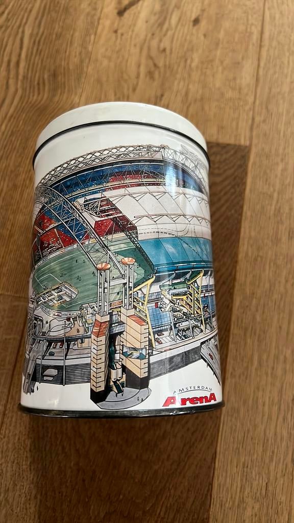 Amsterdam Arena Koekblik - Verzamelobject, Verzamelen, Ophalen of Verzenden, Gebruikt, Koek(jes), Overige merken
