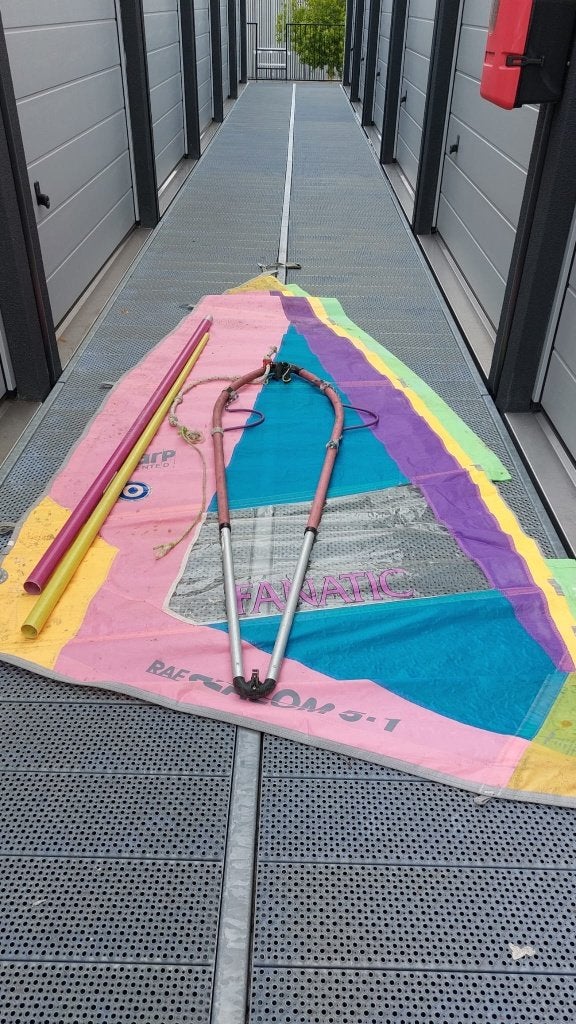 Surf zeilen te koop, Watersport en Boten, Ophalen, Zo goed als nieuw, Complete set, Met draagtas