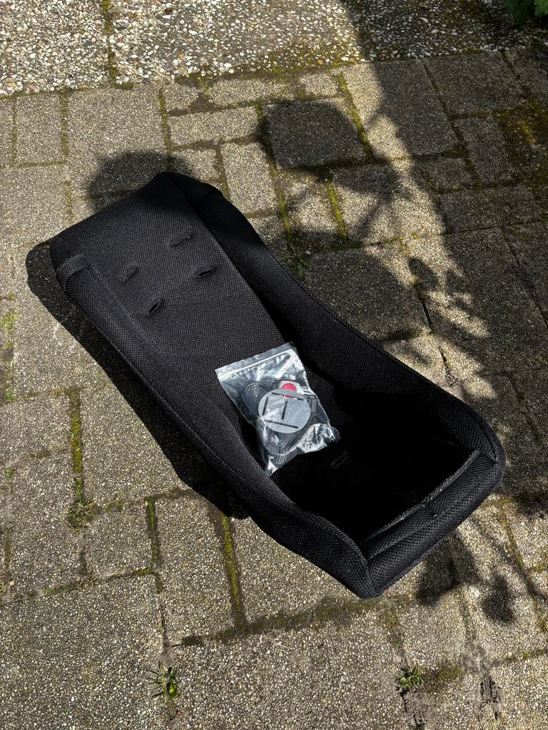 Melia babyschaal met 5-puntsgordel, Gebruikt, Overige methoden, 0 t/m 13 kg, Ophalen