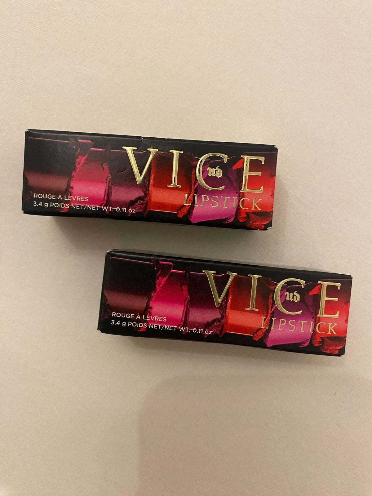 2 nieuwe lipsticks Urban Decay, Sieraden, Tassen en Uiterlijk, Lippen, Nieuw, Oranje, Ophalen of Verzenden