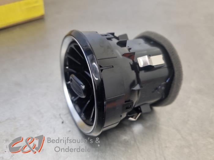 Luchtrooster Dashboard van een Mercedes Vito, Gebruikt, -, Ophalen of Verzenden, -