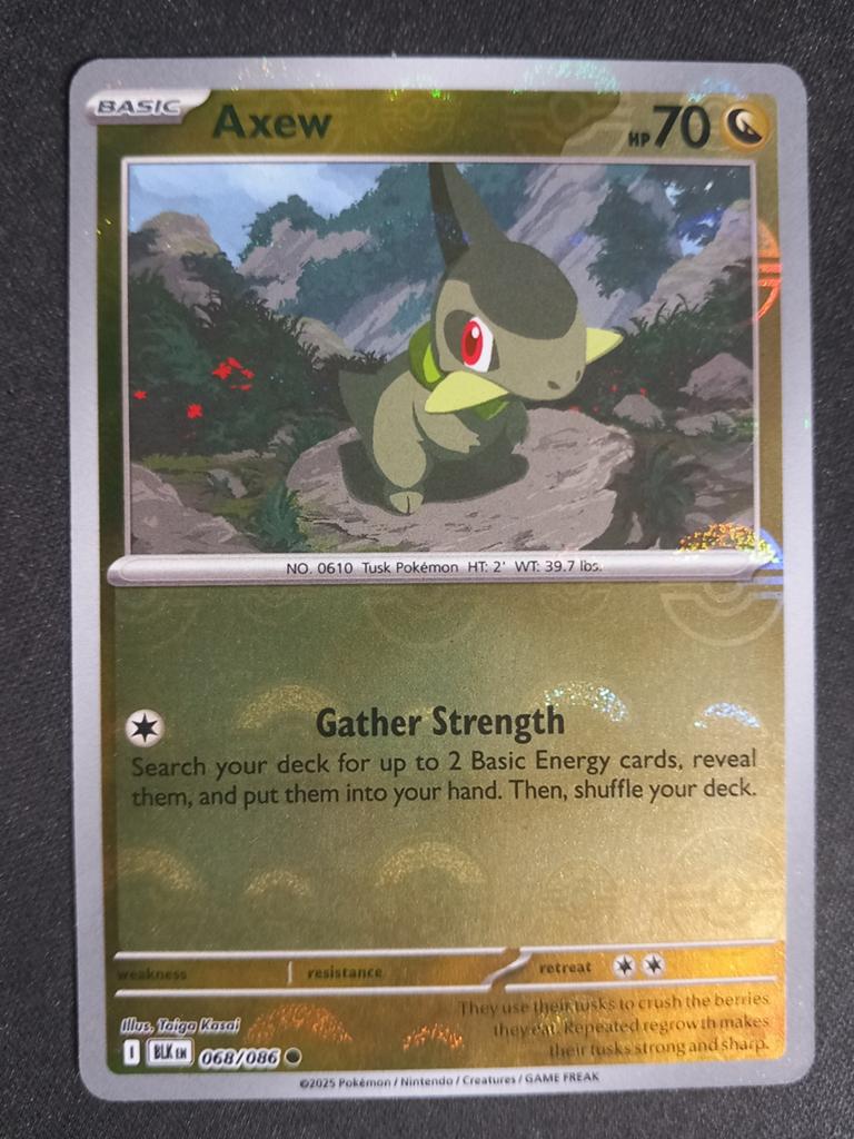 Pokemon Axew 068/086 Black Bolt Pokeball Reverse NM, Verzenden, Zo goed als nieuw, Losse kaart, Foil