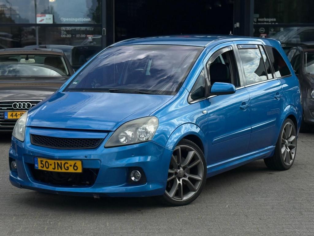 Opel Zafira 2.0 T OPC 241PK/AIRINTAKE/PDC/LEDER/7PERSOONS!, Auto's, Opel, Voorwielaandrijving, 1998 cc, Gebruikt, Zwart