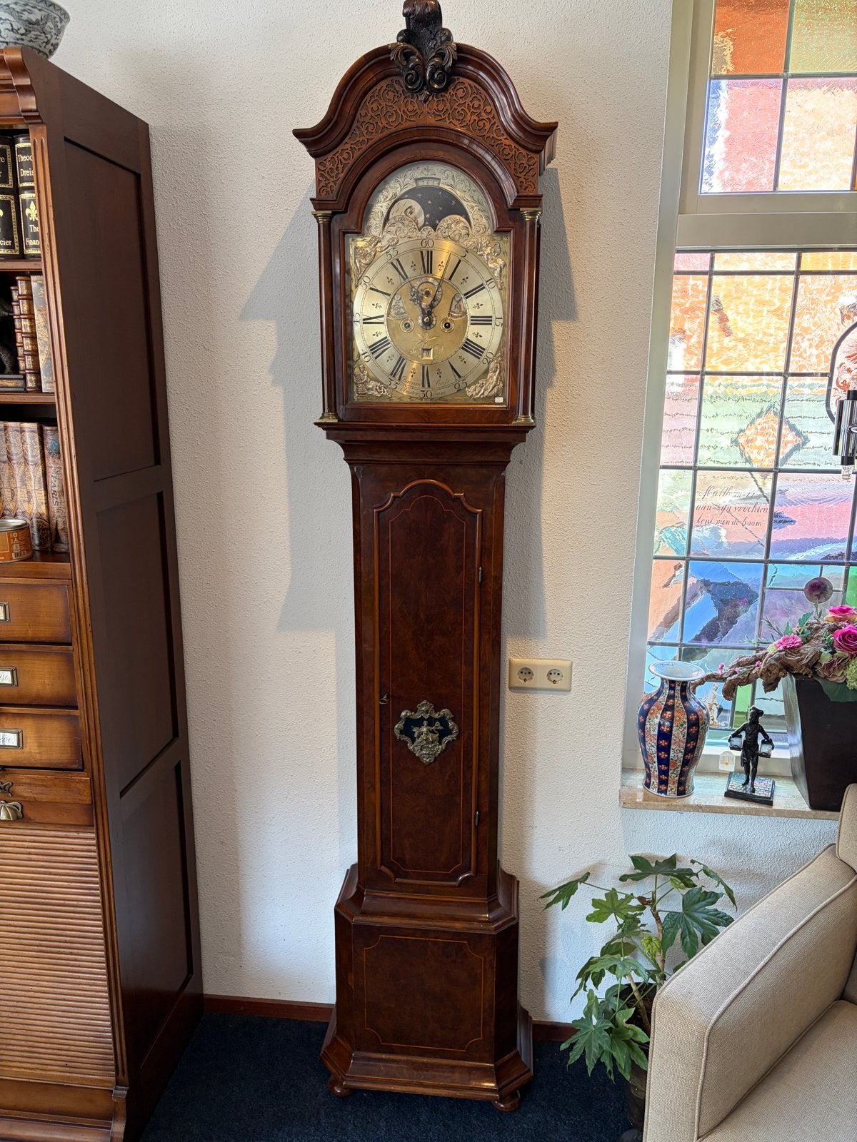 Bijzonder 18e-eeuws Amsterdams staand horloge met kalender e