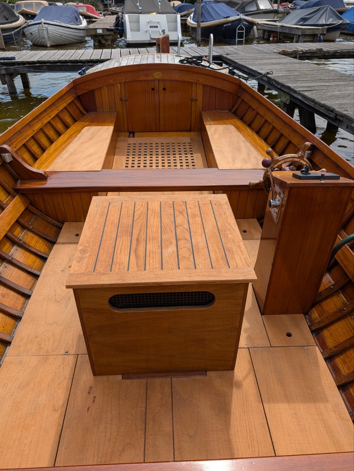 Prachtige Mahoniehouten Helderse vlet met nieuwe motor, Watersport en Boten, Ophalen, Binnenboordmotor, Diesel, Buiskap
