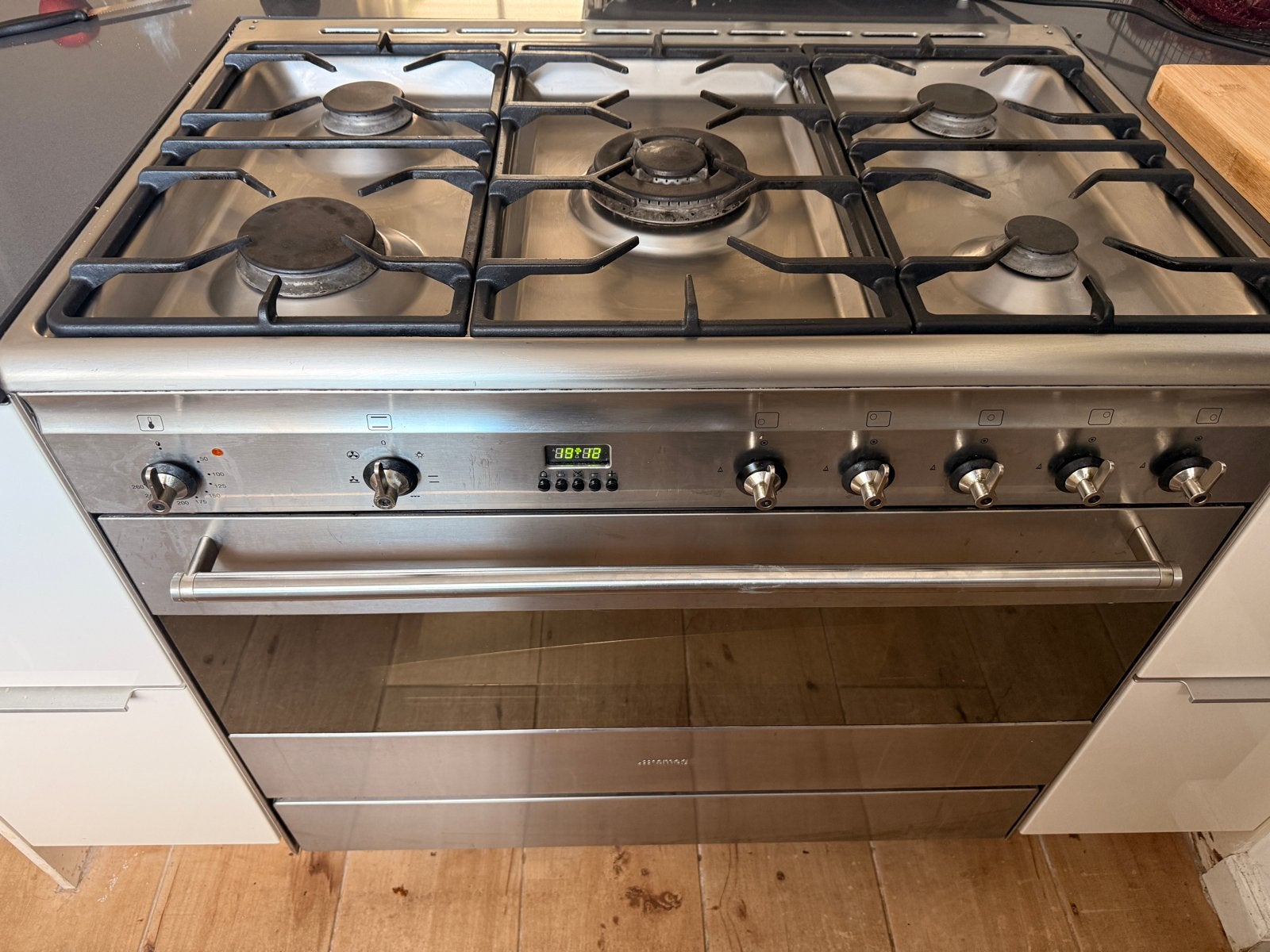 ⁠Smeg SNL91MFX6 90 cm breed gasfornuis met elektrische oven⁠, Witgoed en Apparatuur, Fornuizen, Ophalen, Gebruikt, Warmhoudplaat