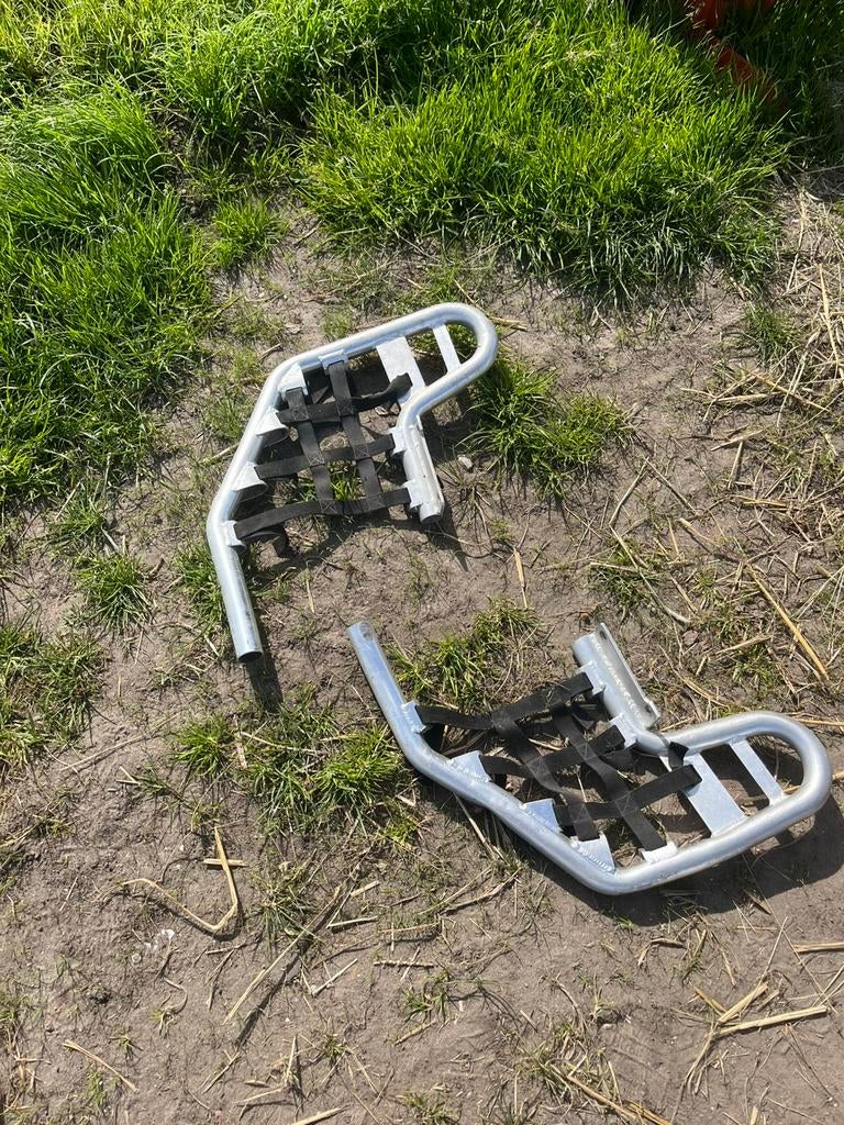 Nerfbars quad, Motoren, Ophalen