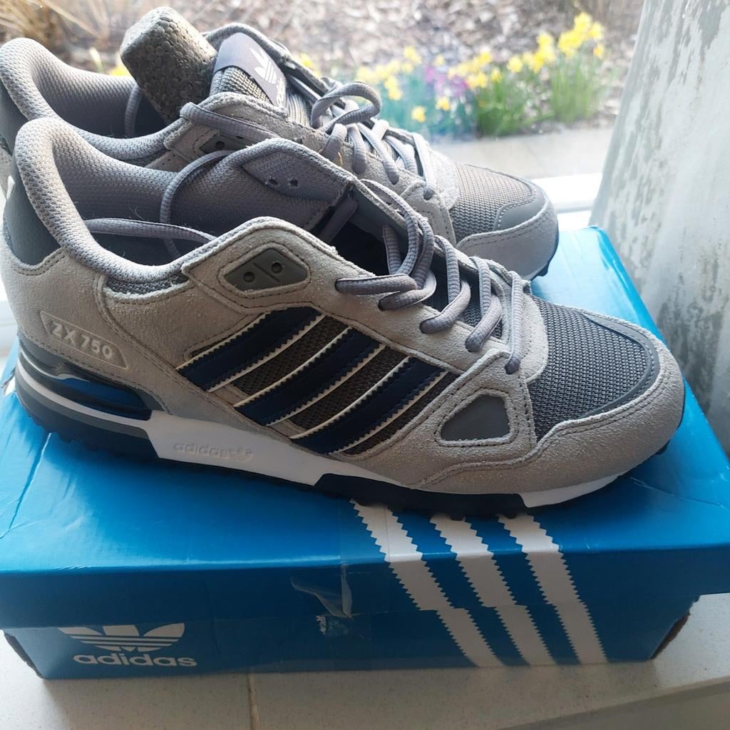 Adidas ZX 750 sneakers - Maat 40 2/3 - Nieuw, Ophalen of Verzenden, Nieuw, Adidas