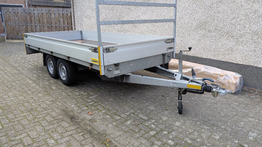 Henra plateauwagen 405x185 2700kg, nieuwe banden, als nieuw, Ophalen, Zo goed als nieuw