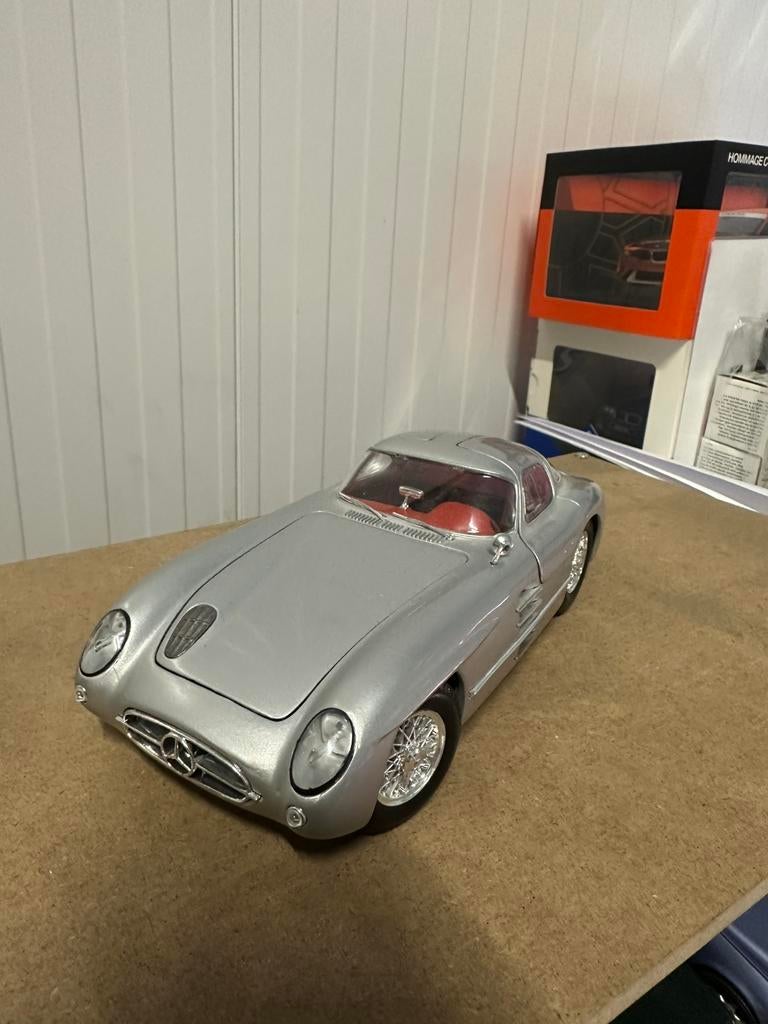 Mercedes-Benz 300 Slr modelauto 1:18 maisto, Ophalen of Verzenden, Zo goed als nieuw, Auto, Maisto
