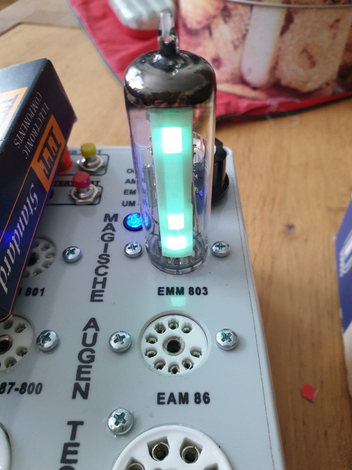Nieuwe EMM803 radiobuis afstemoog stereo aanduiding, Antiek en Kunst, Ophalen of Verzenden