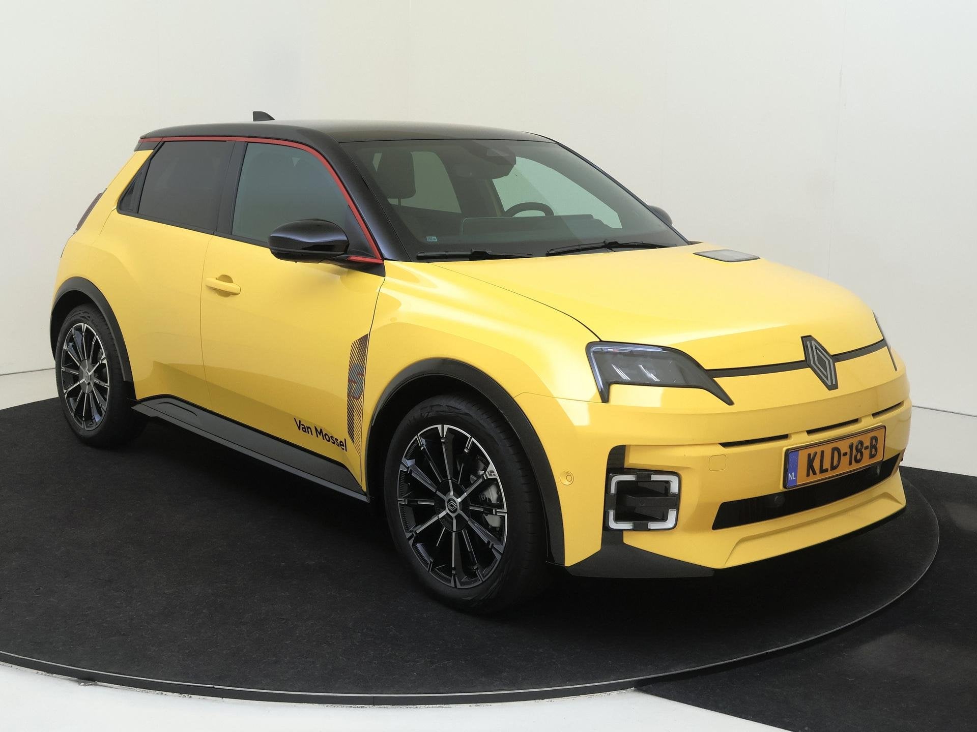 Renault 5 urban range iconic cinq 40 kWh | Pack Safety & Adv, Auto's, Stof, 122 pk, Automatische klimaatregeling, 500 kg