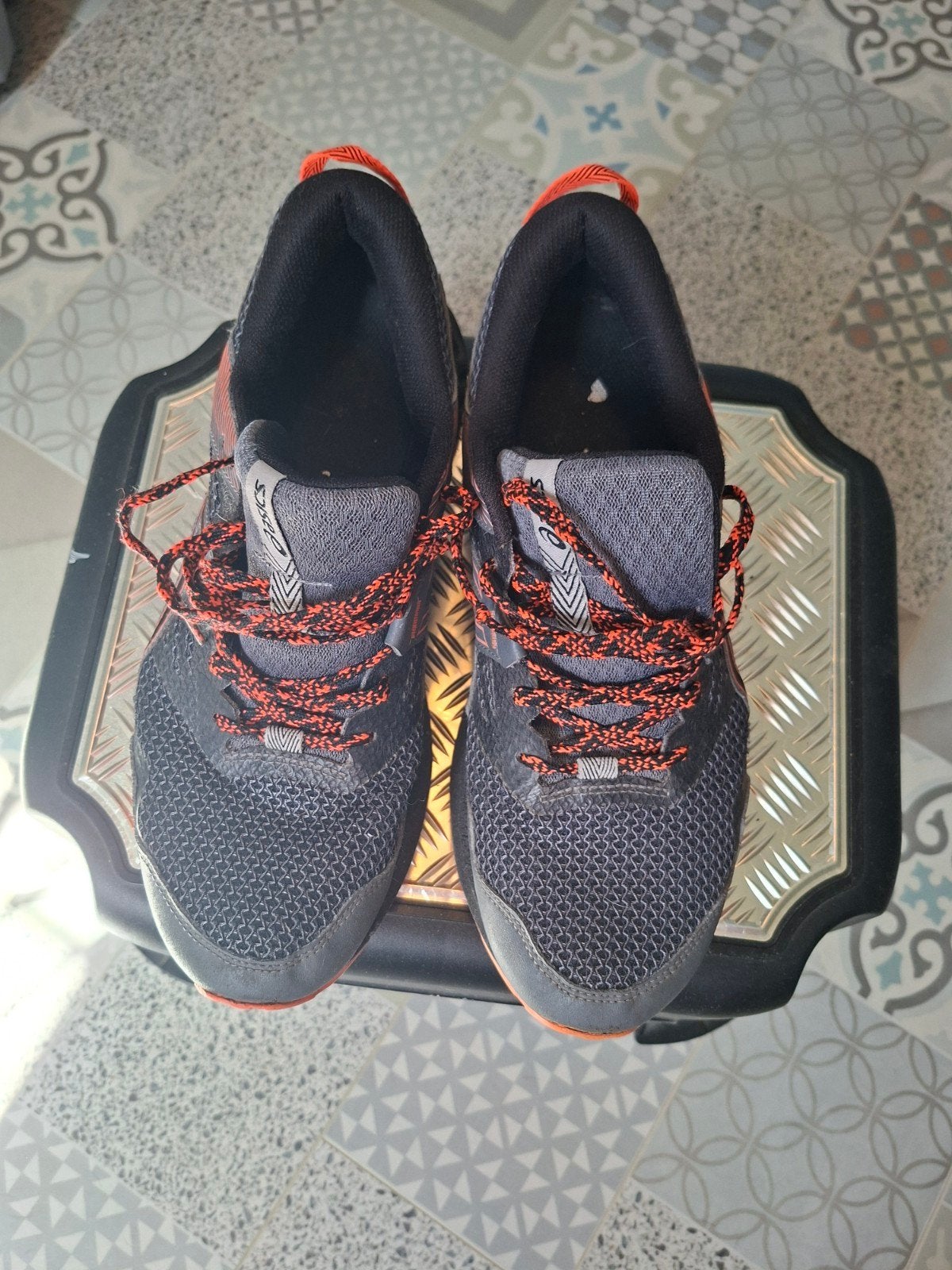 trailschoen 40,5, Ophalen of Verzenden, Zo goed als nieuw, Hardloopschoenen, Overige merken