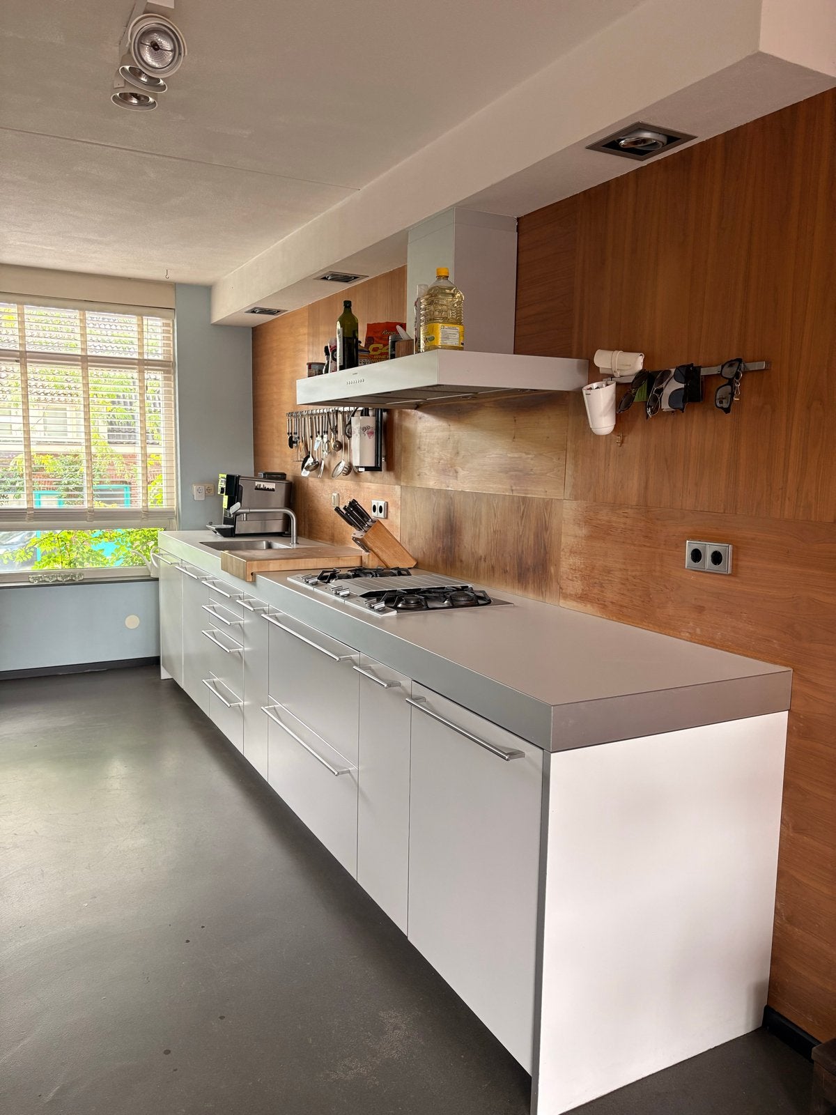 Bulthaup Moderne witte keuken met Gaggenau apparatuur, Ophalen, Gebruikt, Wit, Enkelwandige keuken