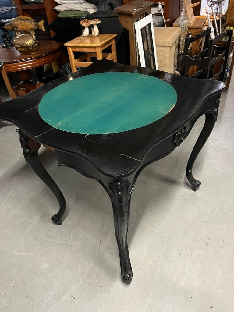Oude speeltafel/ sidetable, Ophalen