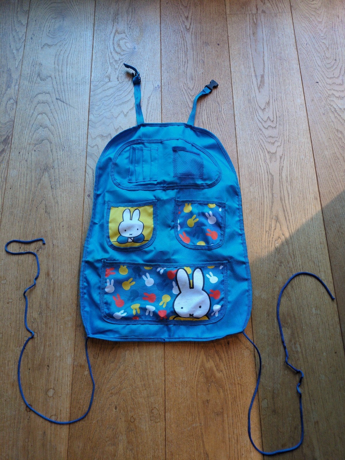 Nijntje auto organizer blauw met klikker en touwtjes, Ophalen, Gebruikt