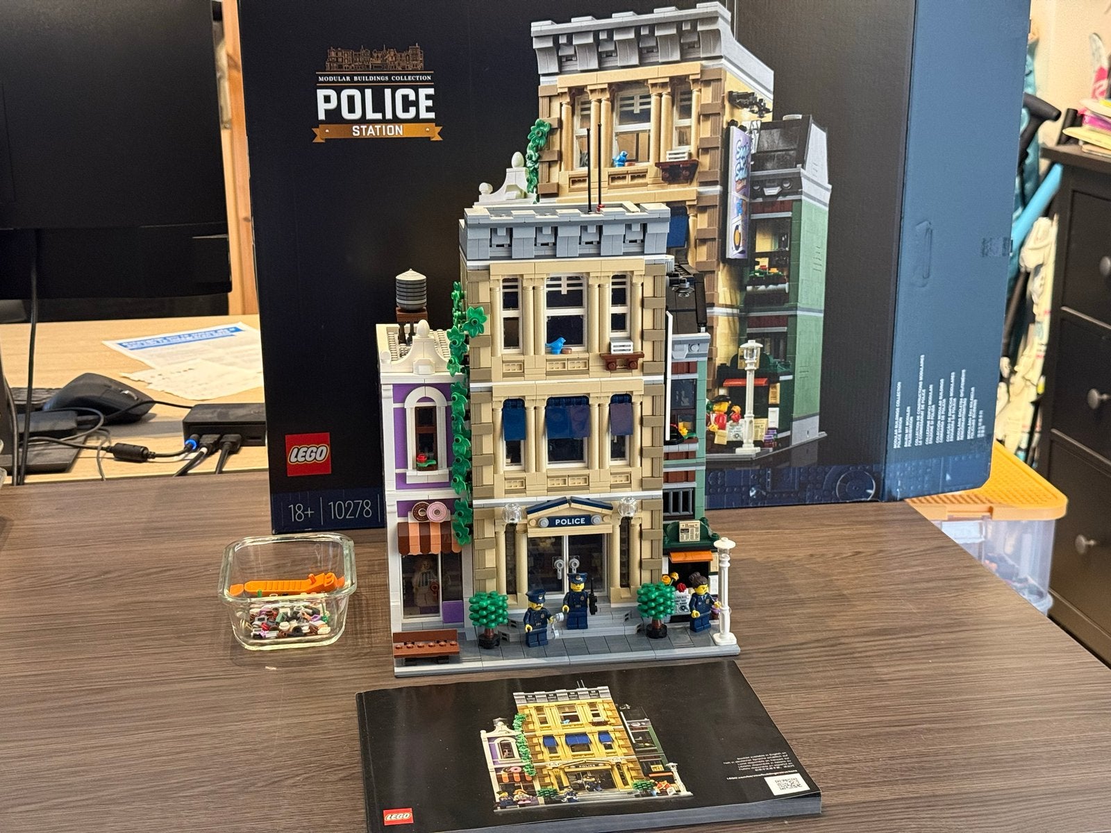 LEGO Creator Expert 10278 Politiebureau, Ophalen of Verzenden, Zo goed als nieuw, Overige merken