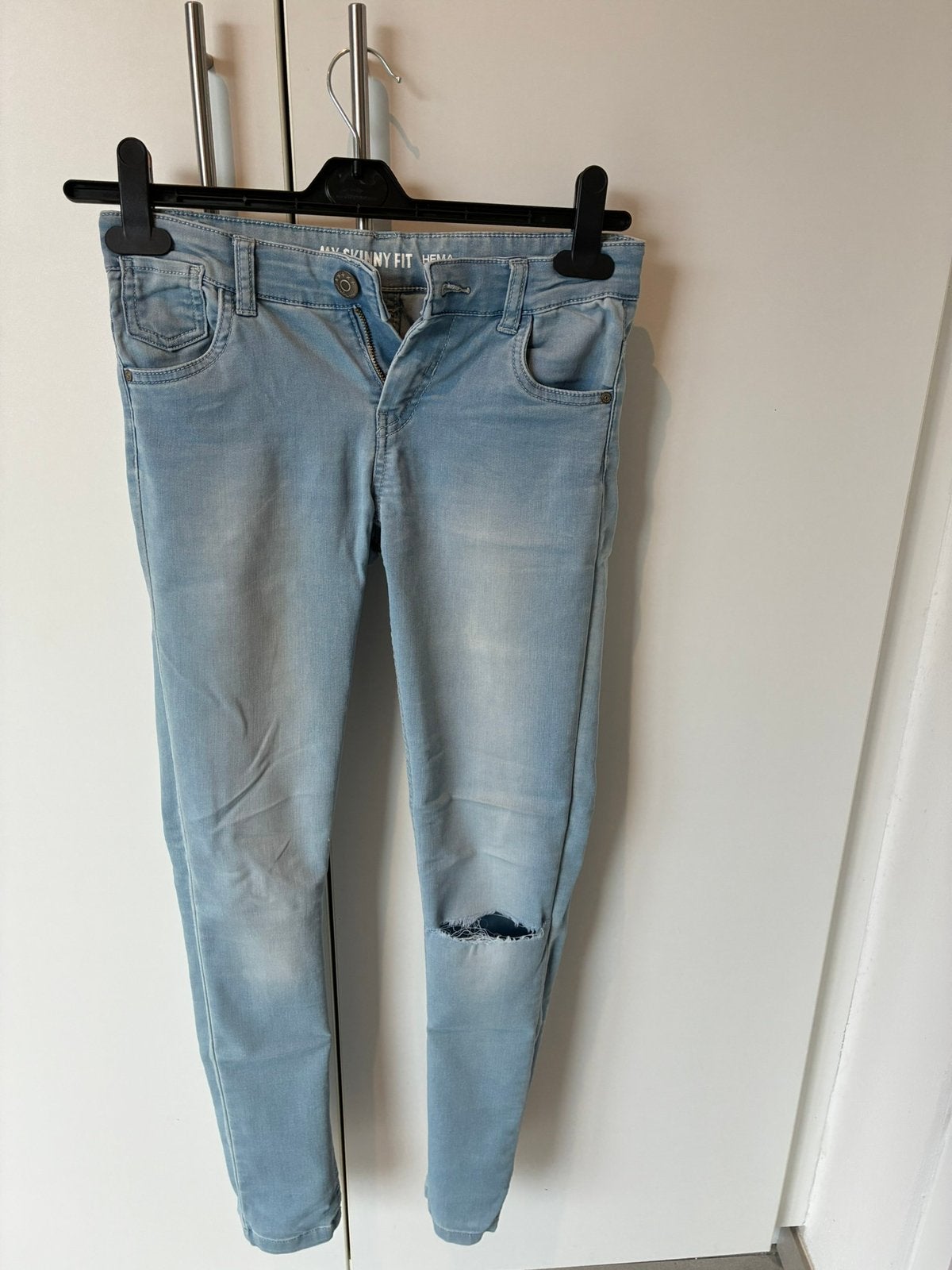 2 Spijkerbroeken mt 152, zo goed als nieuw,lichtblauw/grijs., Kinderen en Baby's, Kinderkleding | Maat 152, Ophalen of Verzenden