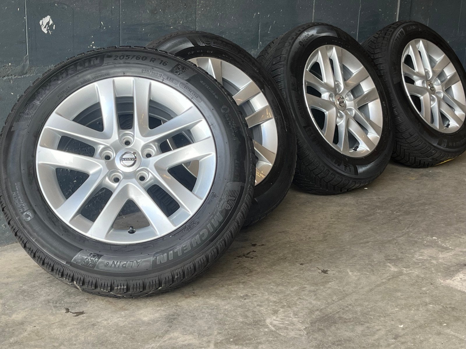 16" Originele Volvo V70 V60 S60 Winterset Michelin "Pangaea"