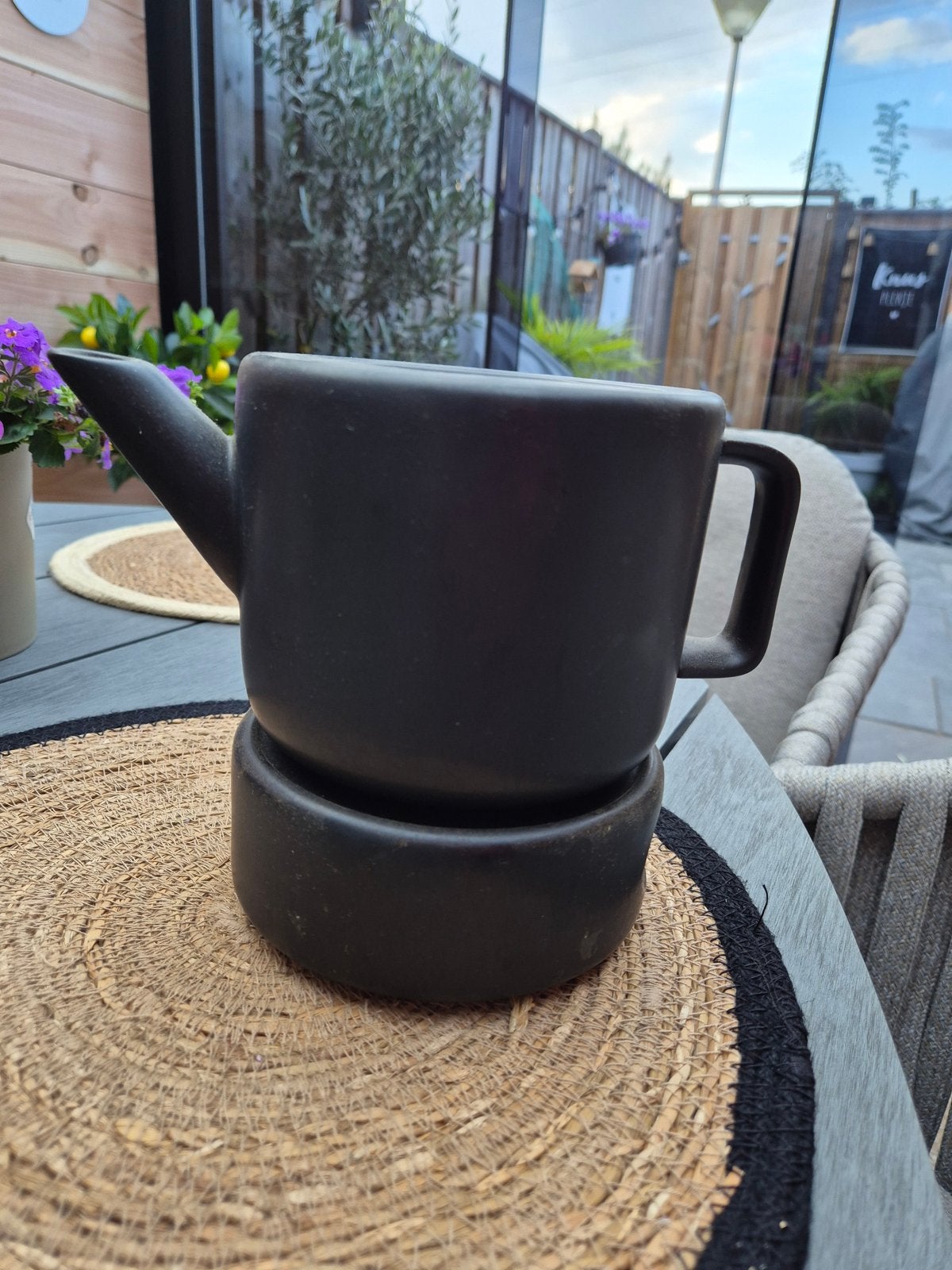 Gusta Fika Theepot met Brander - Zwart Keramiek, Gebruikt, Gusta, Zwart, Steen/keramiek