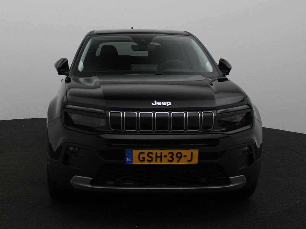 Jeep Avenger Summit 54 kWh | Led Verlichting | 18'' lichtmet, Auto's, 12 maanden, 394 km, 156 pk, Zwart