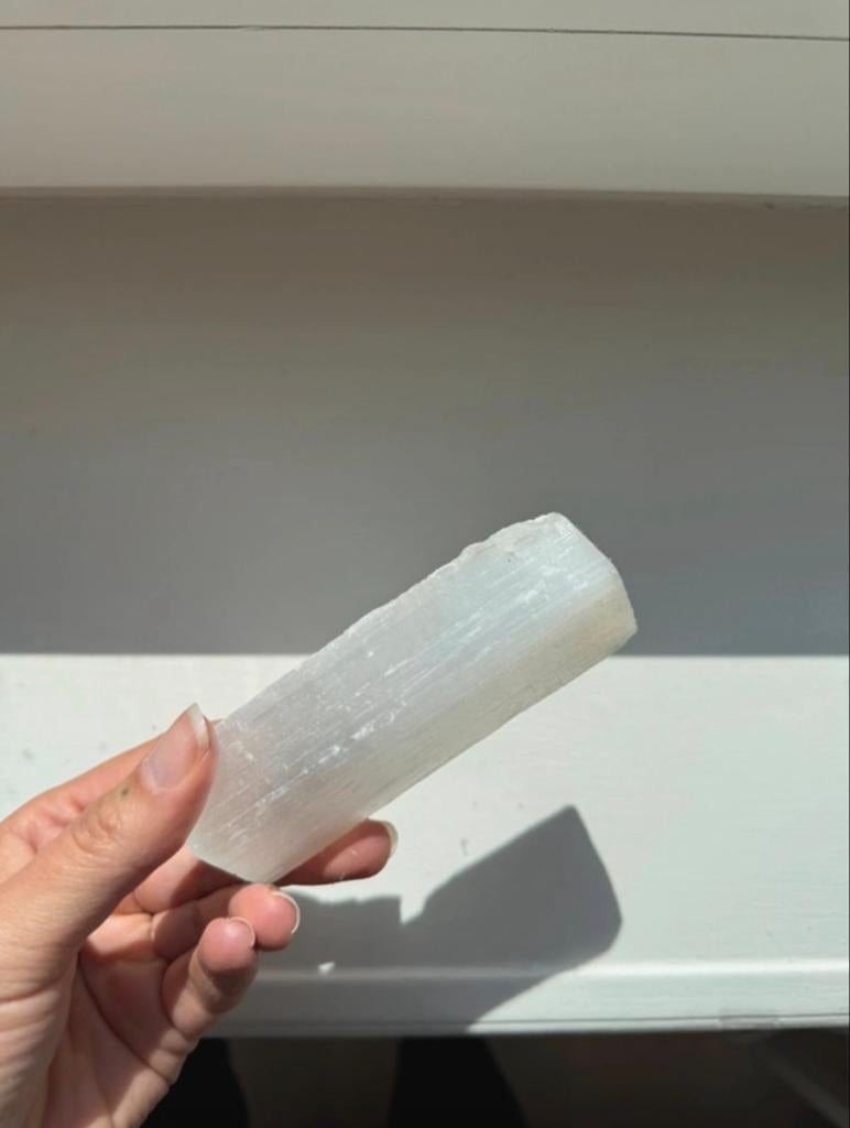 Prachtige Seleniet Staaf - Natuurlijke Kristal, Sieraden, Tassen en Uiterlijk, Edelstenen, Ophalen of Verzenden, Zo goed als nieuw