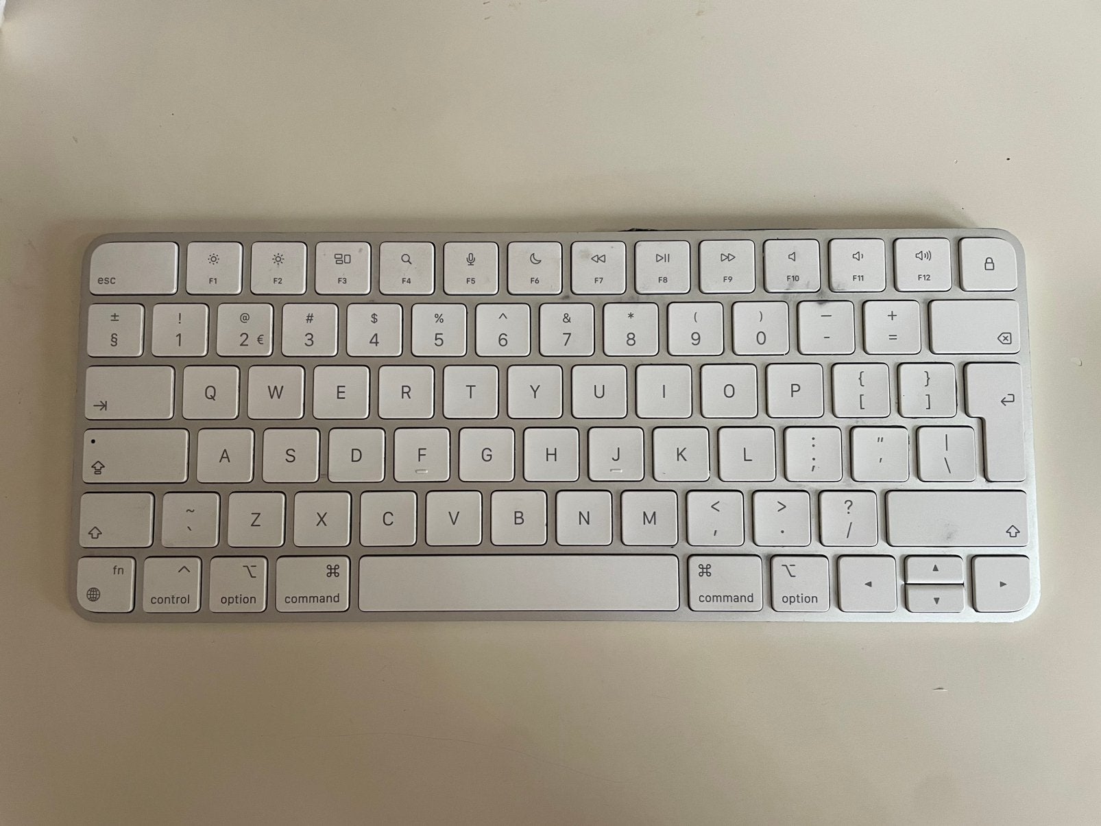 Apple draadloos magic keyboard QWERTY, Computers en Software, Toetsenborden, Ophalen, Gebruikt, Ergonomisch, Draadloos