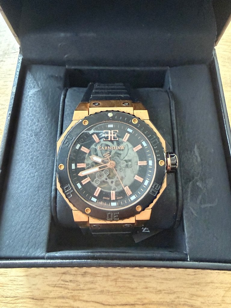 Earnshaw horloge, Sieraden, Tassen en Uiterlijk, Horloges | Heren, Overige merken, Polshorloge, Kunststof, Ophalen of Verzenden