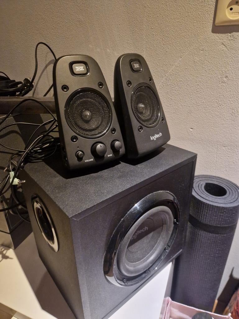 Logitech Z-2300 THX 2.1 Speakerset met Subwoofer, Audio, Tv en Foto, Luidsprekers, Overige merken, Gebruikt, Ophalen of Verzenden