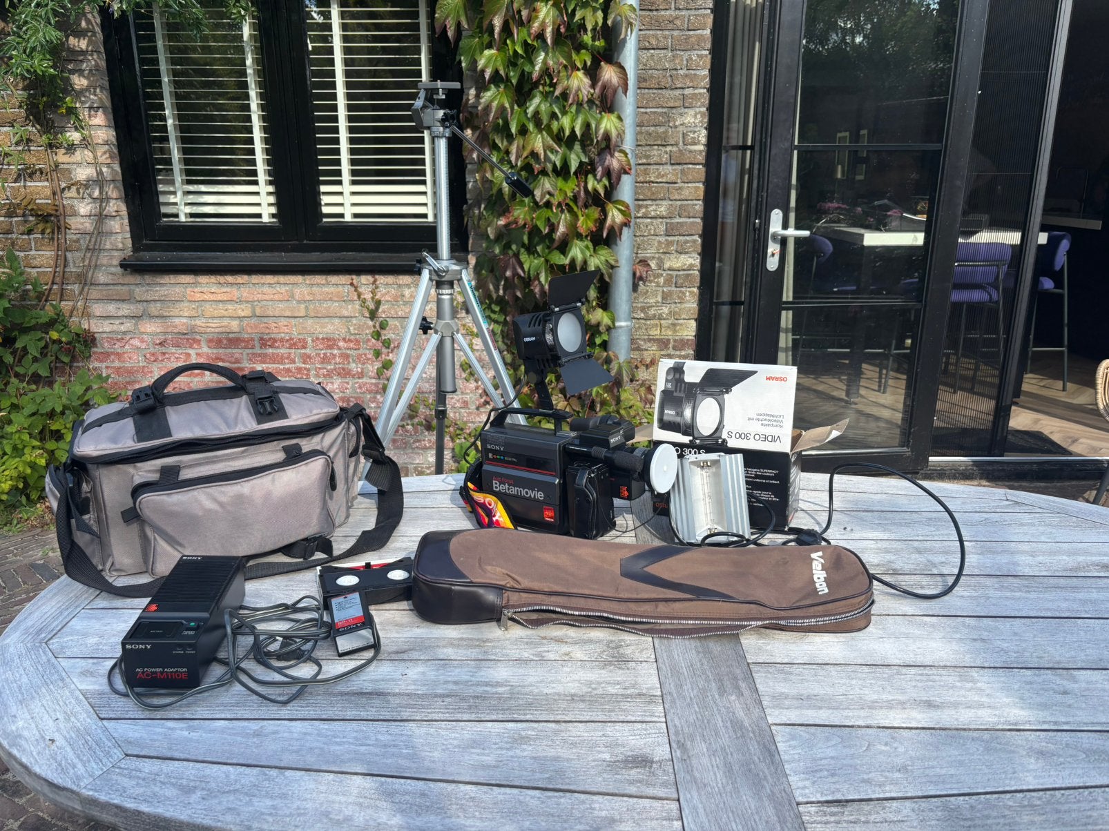 Sony Betamovie BMC-200P PAL vintage camera + complete set, Ophalen, Hi 8