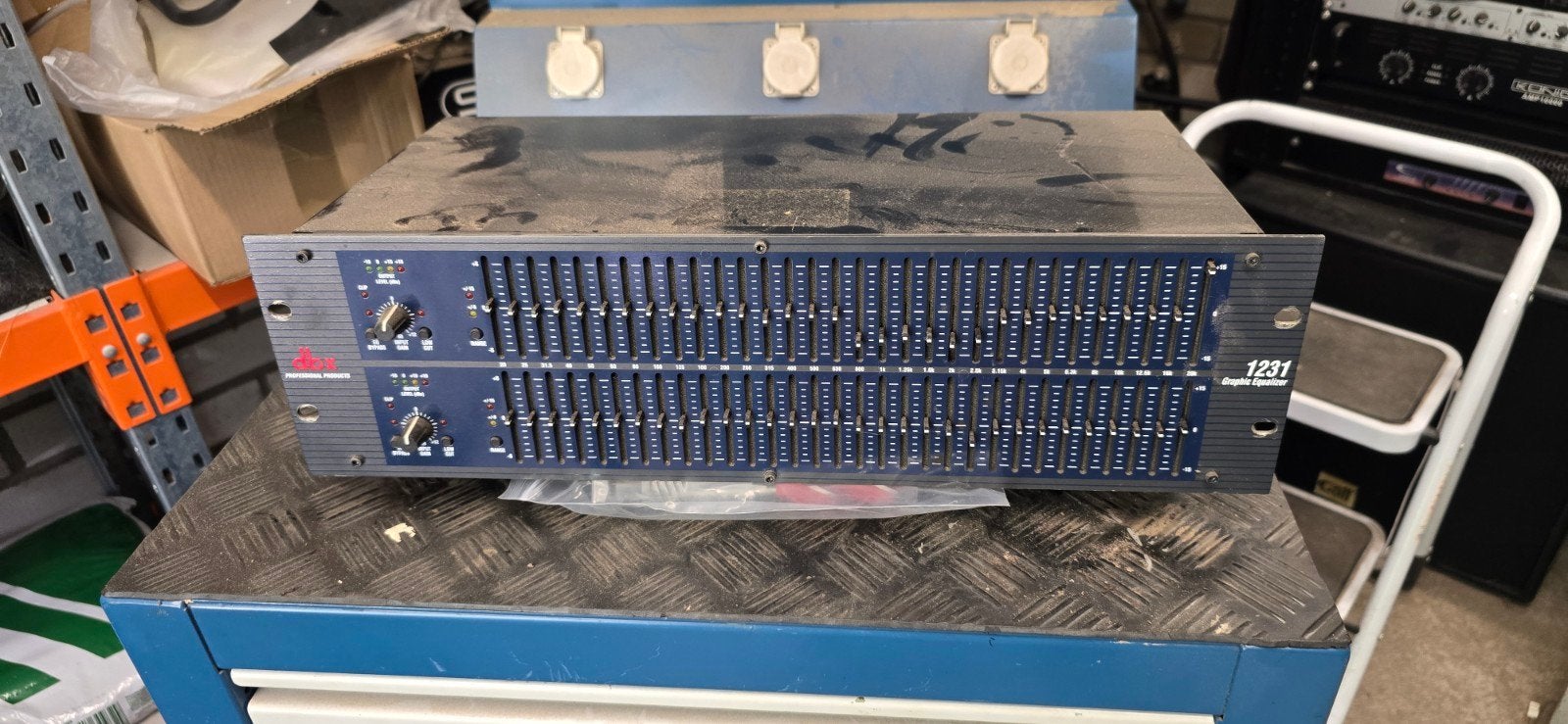 DBX 1231 Equalizer - Werkend, heeft aandacht nodig, Muziek en Instrumenten, Ophalen
