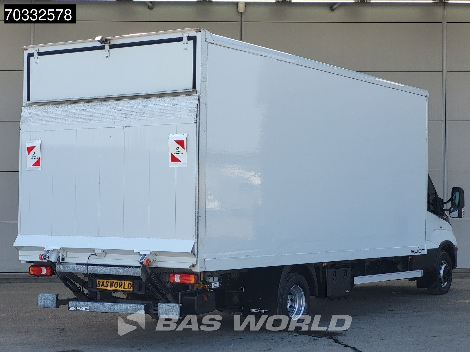 Iveco Daily 70C21 3.0L Automaat 1000KG Laadklep Luchtvering, Automaat, Stof, Gebruikt, Euro 6