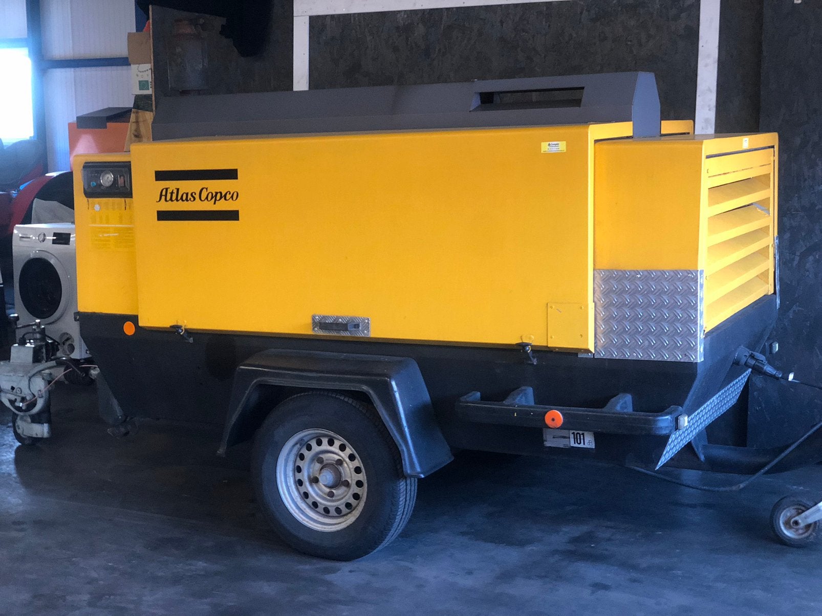 Atlas Copco xahs 186 Dieselcompressor, Ophalen