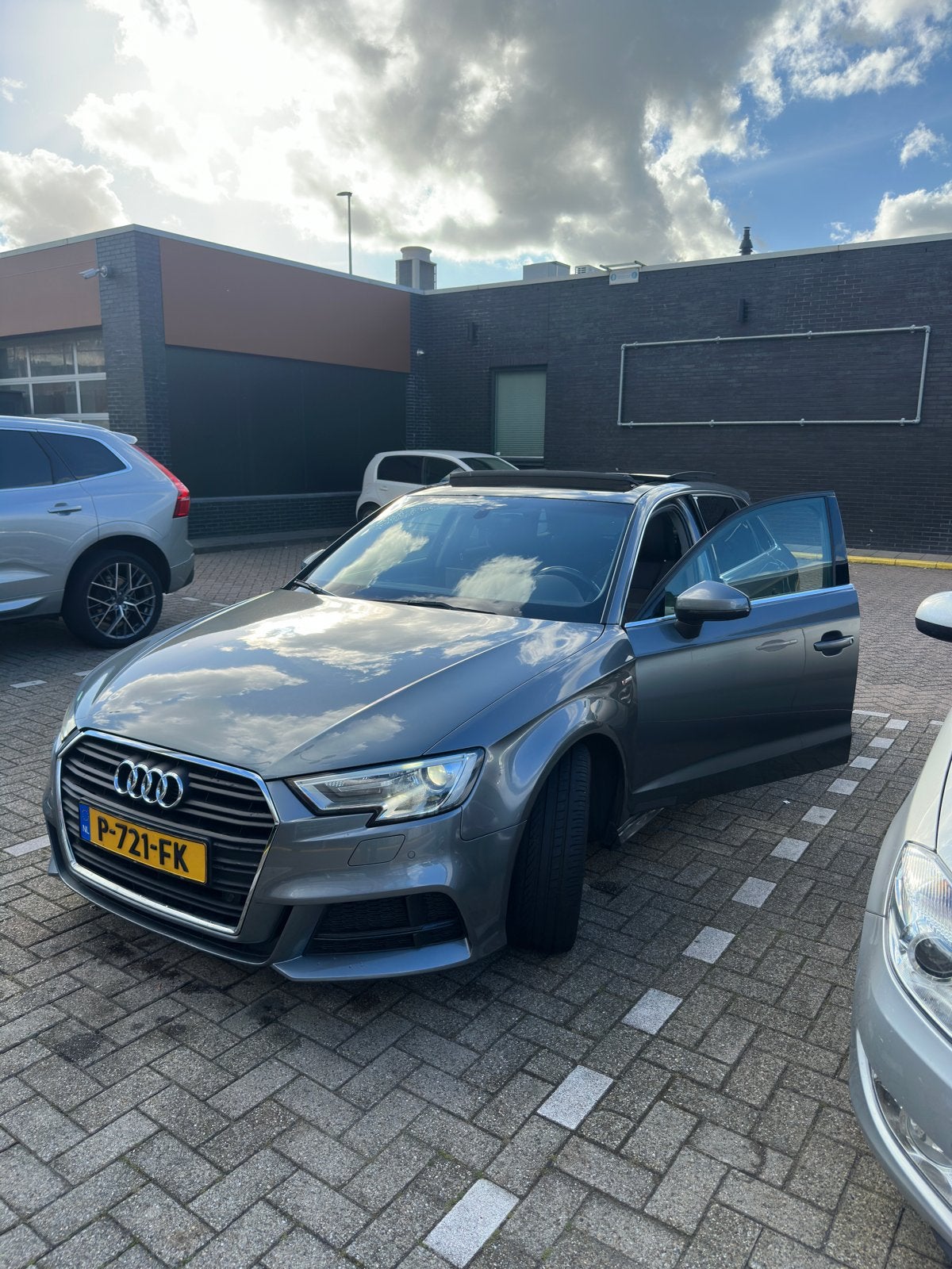 Audi A3 1.5 Tfsi 150pk CoD Ultra S Tronic 2018 Grijs, Auto's, Automaat, Achterwielaandrijving, 1498 cc, 4 cilinders