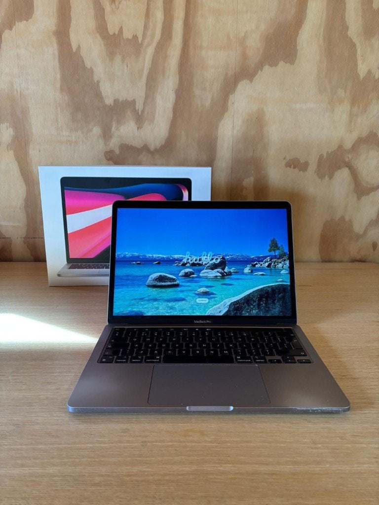 MacBook Pro 13” M1 2020 | 8GB | 256GB | Touch Bar | Netjes, Computers en Software, Gebruikt, 256 GB, 2 tot 3 Ghz, Qwerty