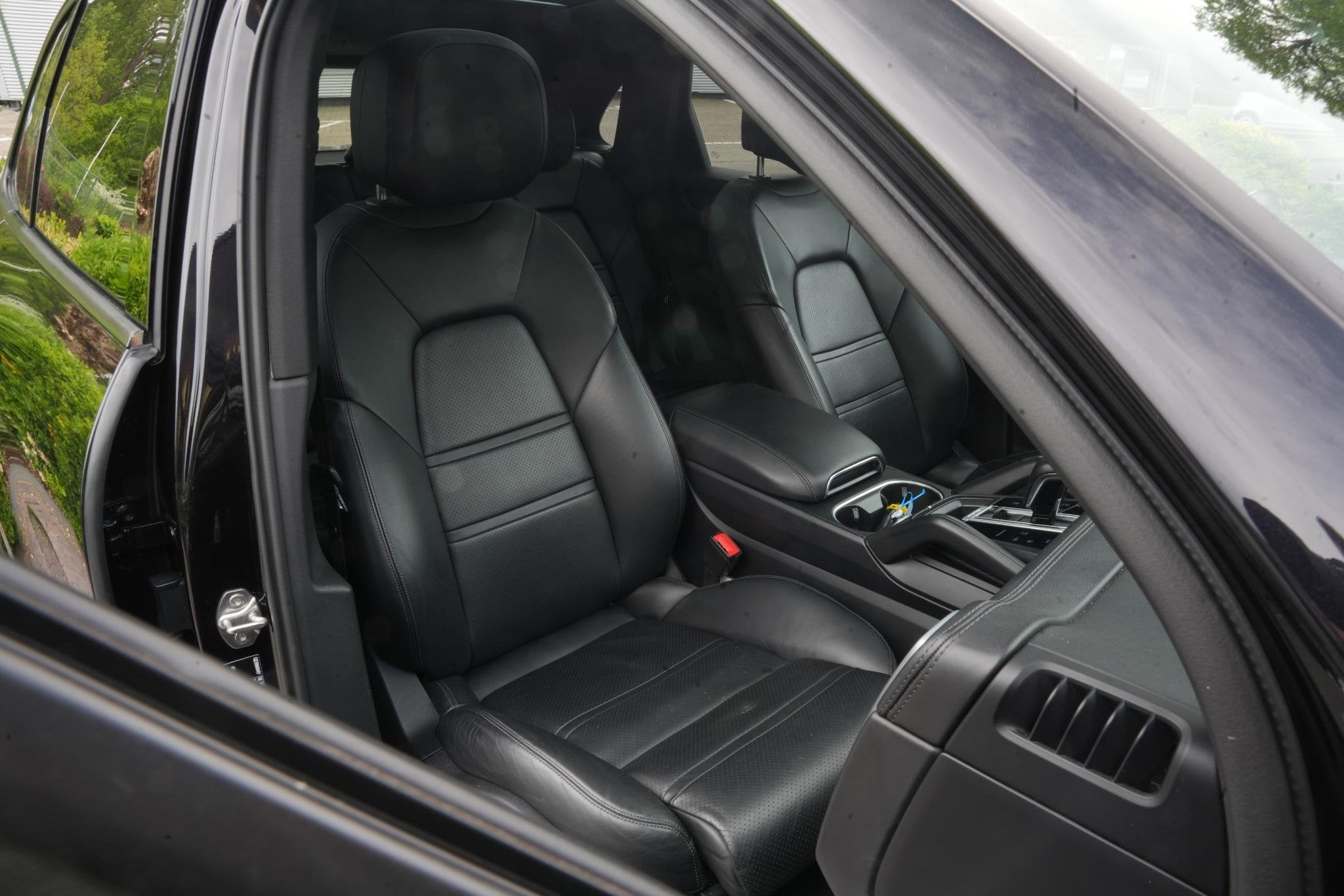 Foto 23 van Porsche Cayenne 2.9 S Panoramadak SportChrono Leer Stuurverw