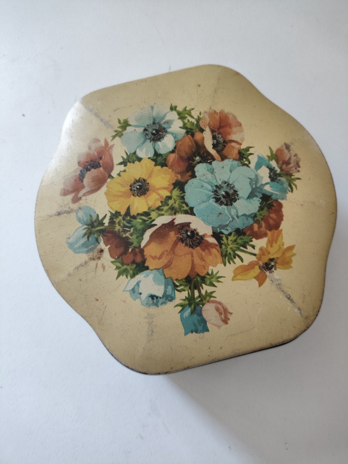Vintage blikken doos met bloemenpatroon, Verzamelen, Blikken, Ophalen of Verzenden