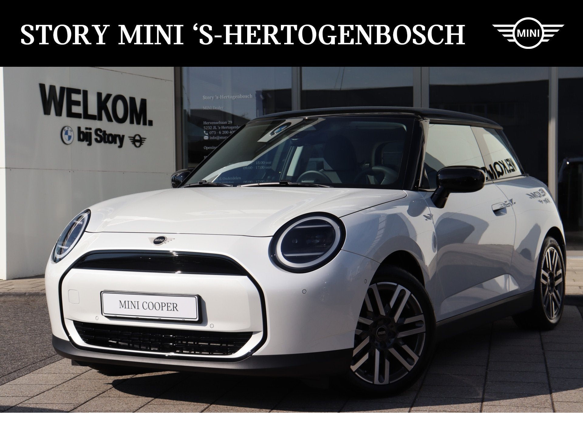 MINI Hatchback Cooper E / Classic / Pakket S / 17 inch Paral